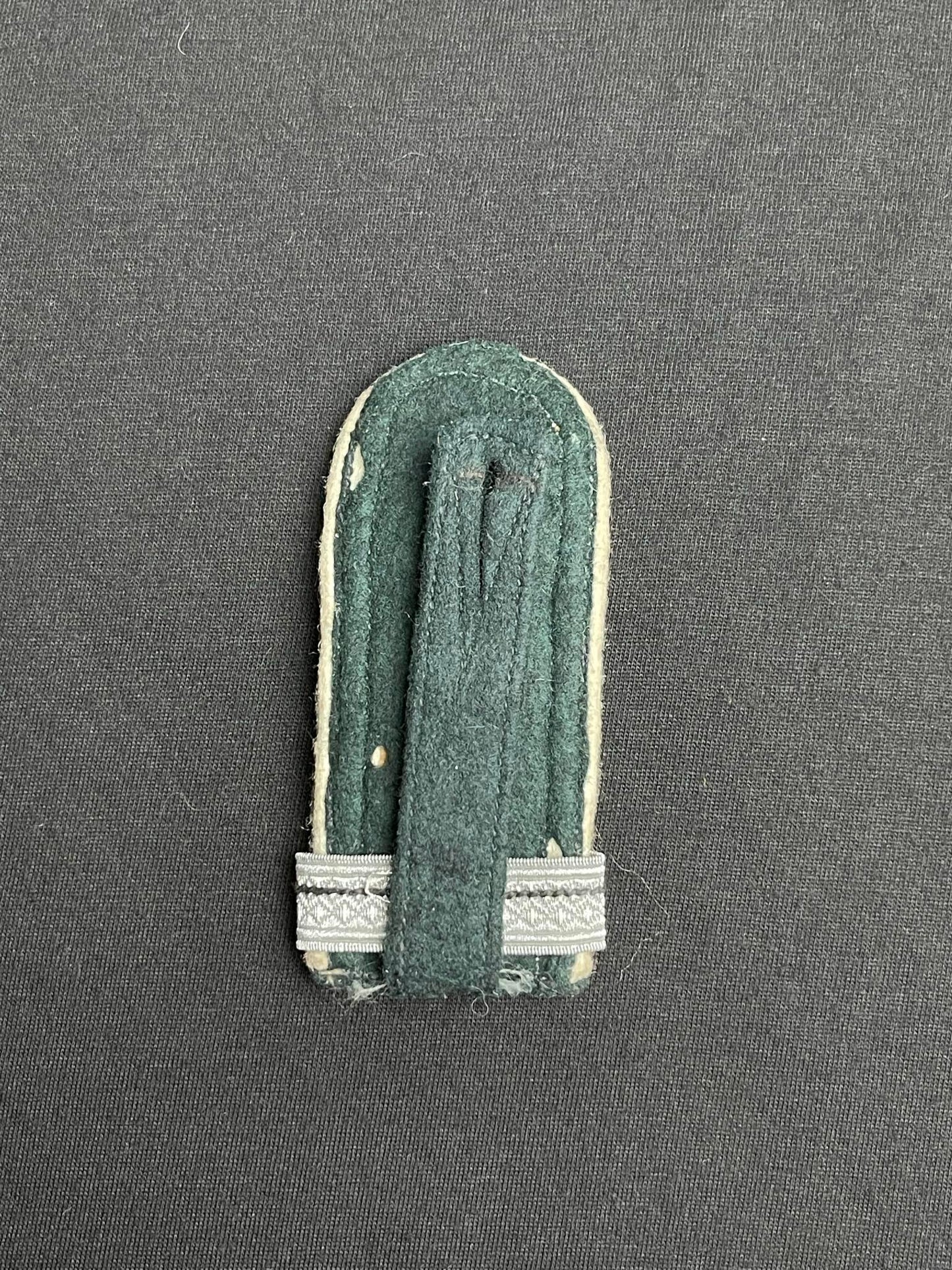 GERMAN WW2 HEER INFANTRY FELDWEBEL SINGLE SHOULDER STRAP W/ OFFICER CANDIDATE TRESSE