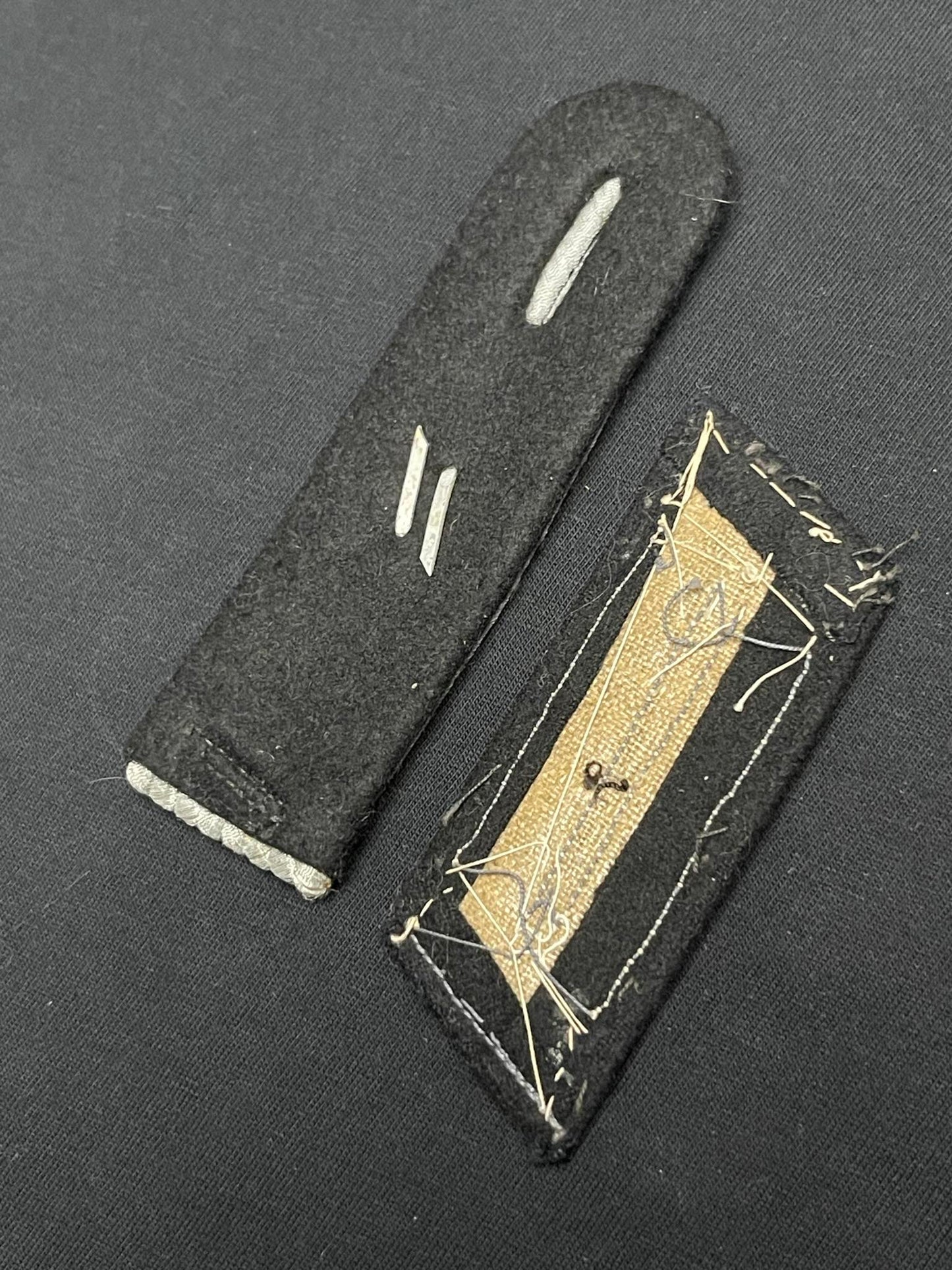 GERMAN WW2 HEER 8TH ENGINEER REGIMENT LIEUTENANT'S SHOULDER BOARD & COLLAR TAB LOT