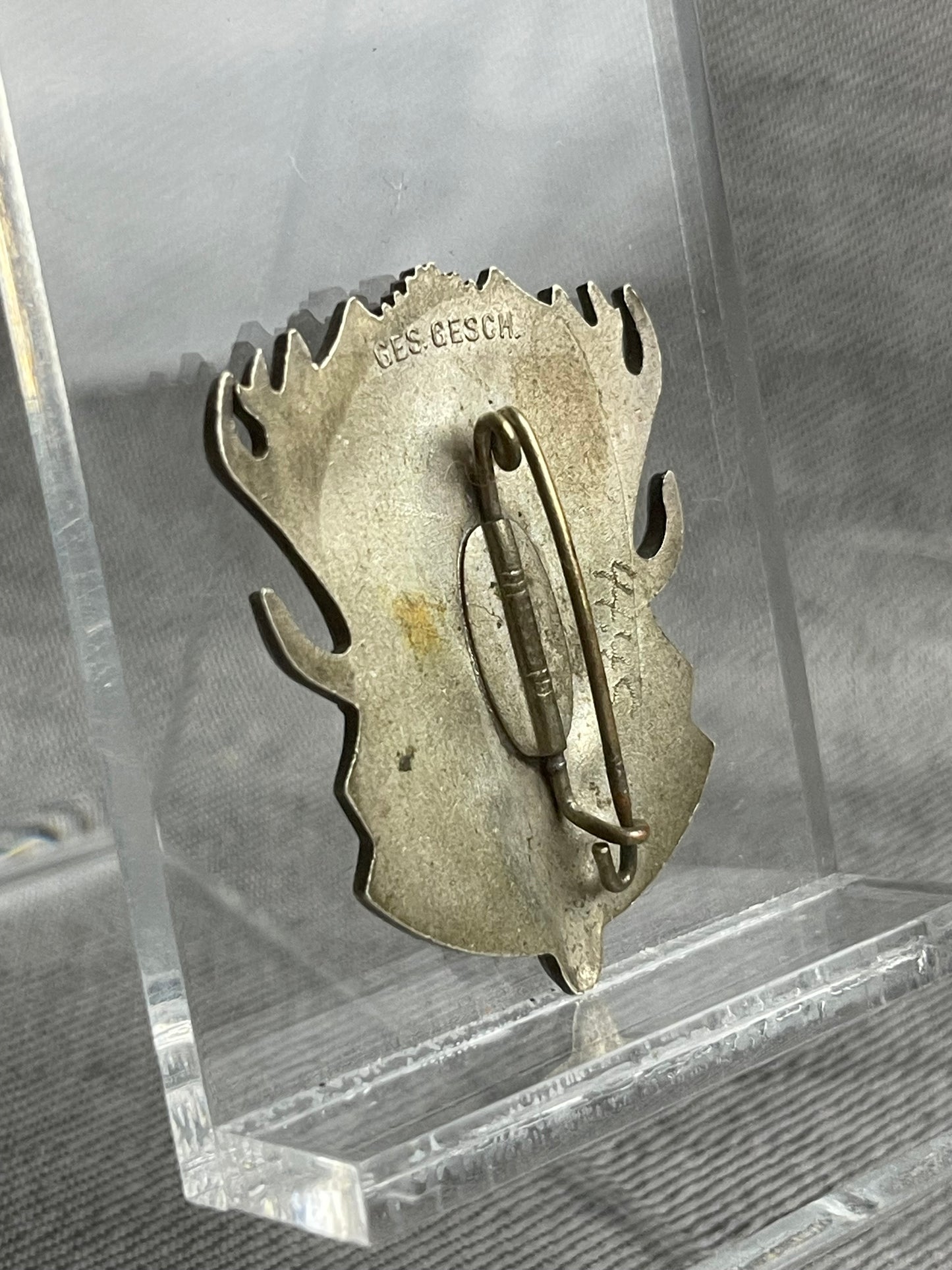GERMAN WW2 DEUTSCHE JAGËRSCHAFT ‘DJ’ BADGE NAMED & GES.GESCH MARKED RARE