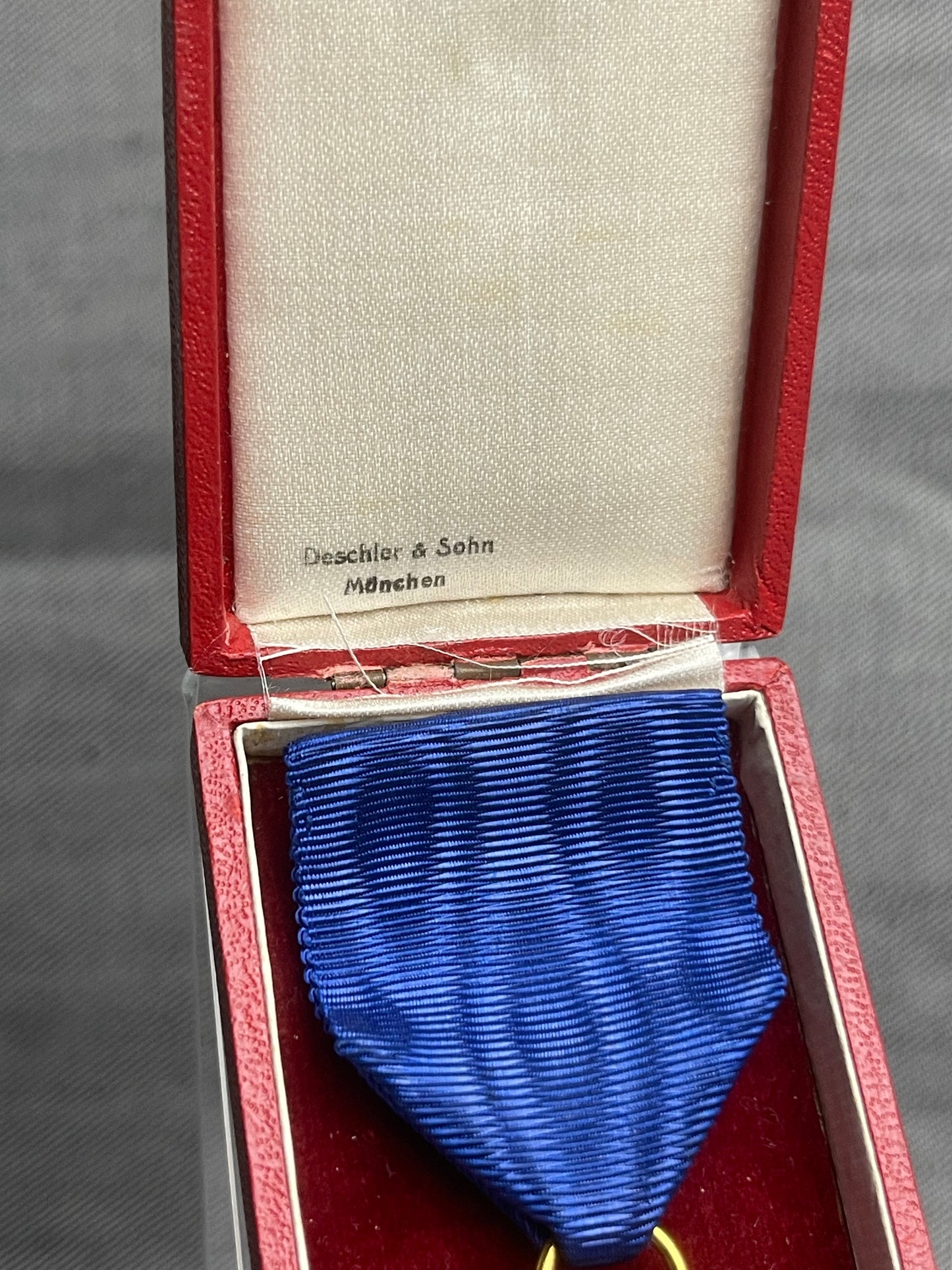GERMAN WW2 NADAP 40 - YEAR FAITHFUL MEDAL W/ ISSUE CASE BY DESCHLER