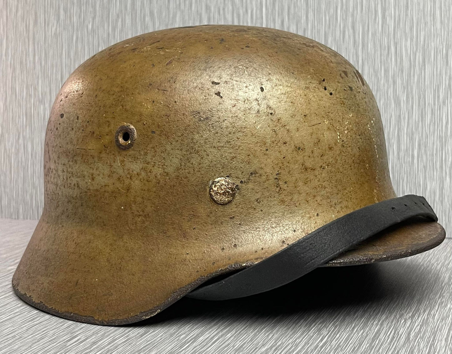GERMAN WW2 M40 DEUTSCHE AFRIKA KORPS CAMOUFLAGED HELMET BY QUIST SIZE 66
