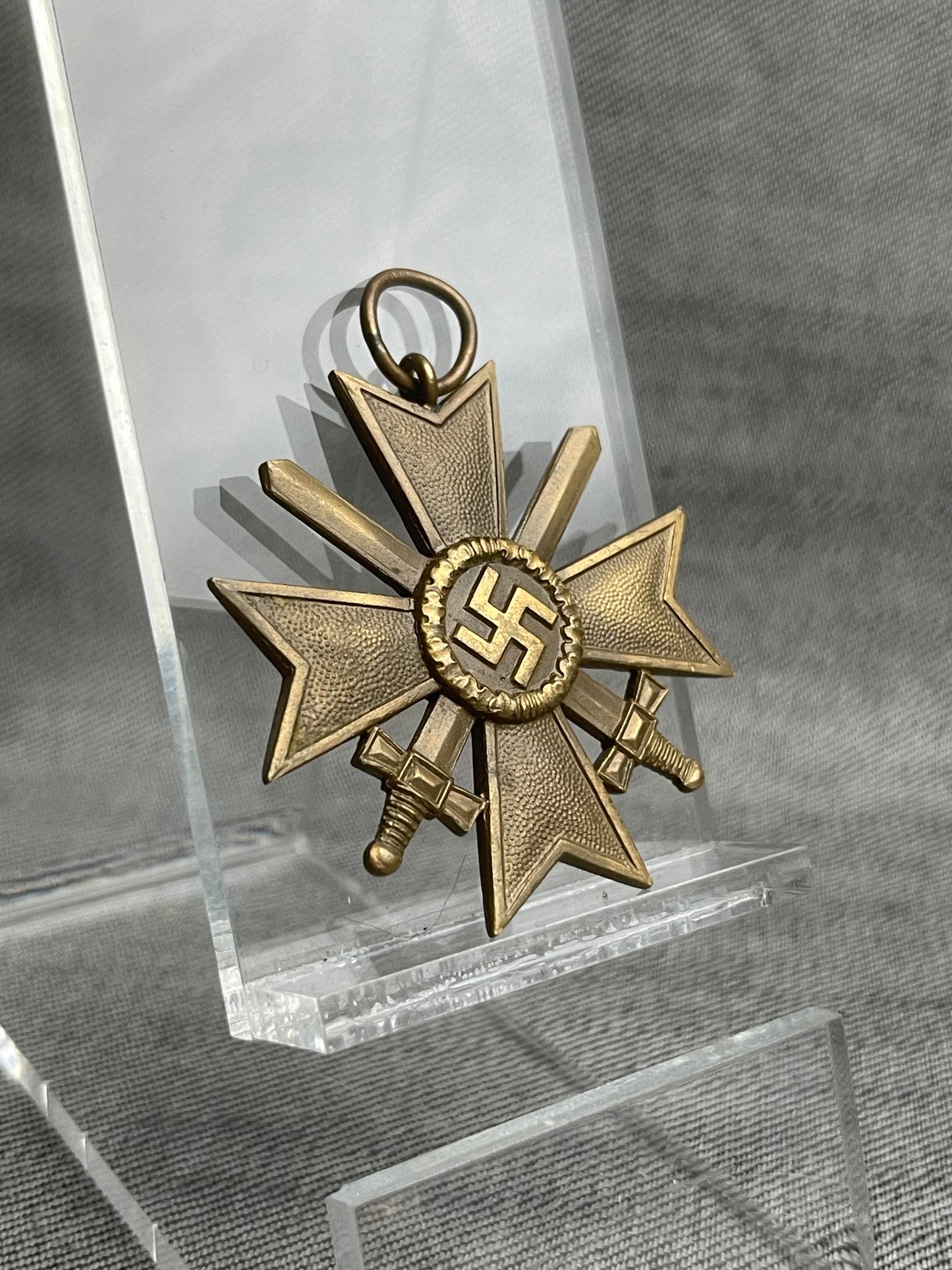 GERMAN WW2 KRIEGSVERDIENTSKREUZ 'KVK' 2ND CLASS W/ SWORDS "100" RUDOLF WACHTLER & LANGE, MITTWAIDA