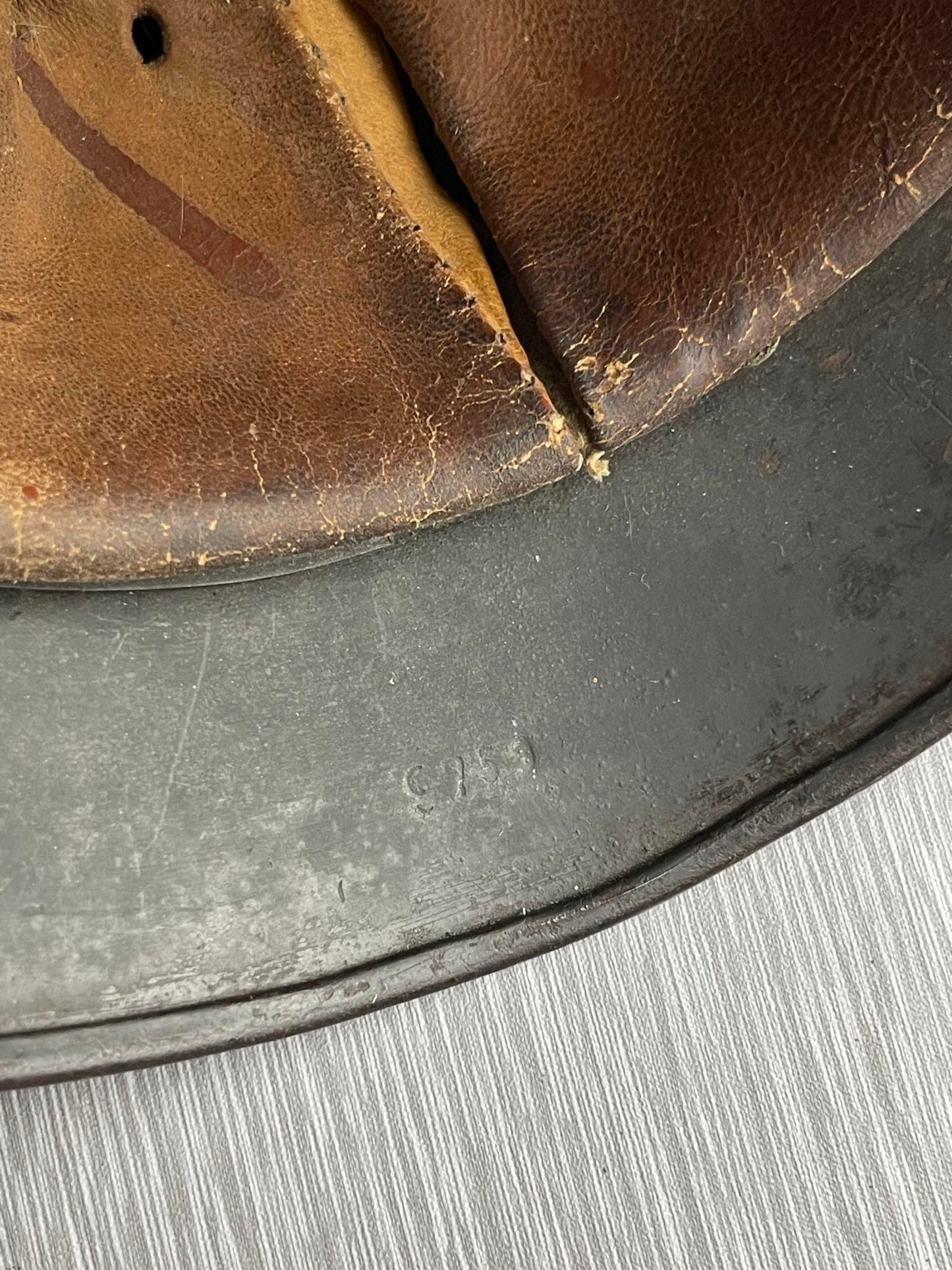 GERMAN WW2 KRIEGSMARINE M40 COMBAT HELMET SHIP GREY CAMO OVERPAINT EF64 NAMED /W BULLET DAMAGE