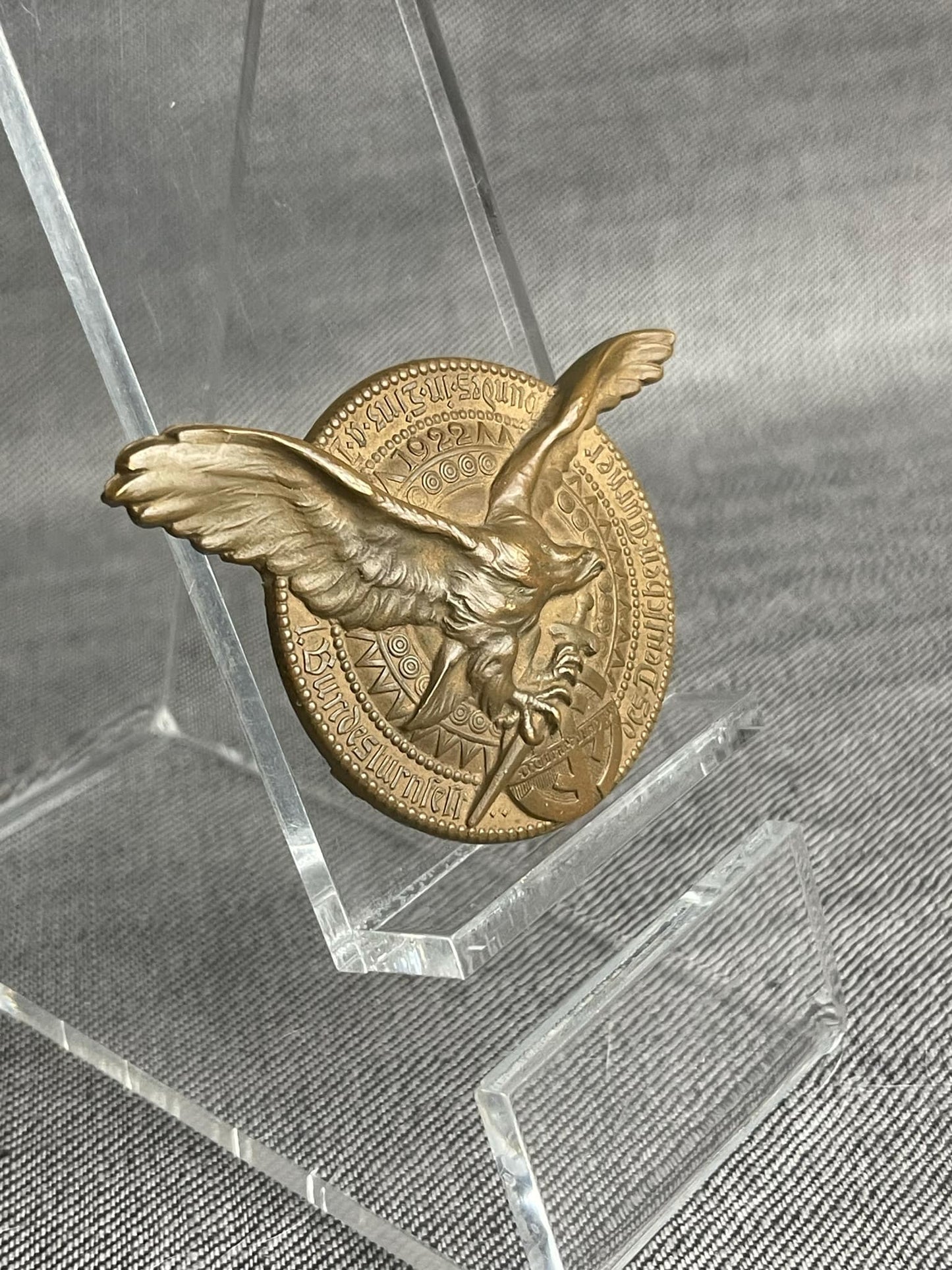 GERMAN WW2 TURNERBUND 1922 LINZ CITY GYMNASTICS ASSOCIATION COMMEMORATIVE BADGE