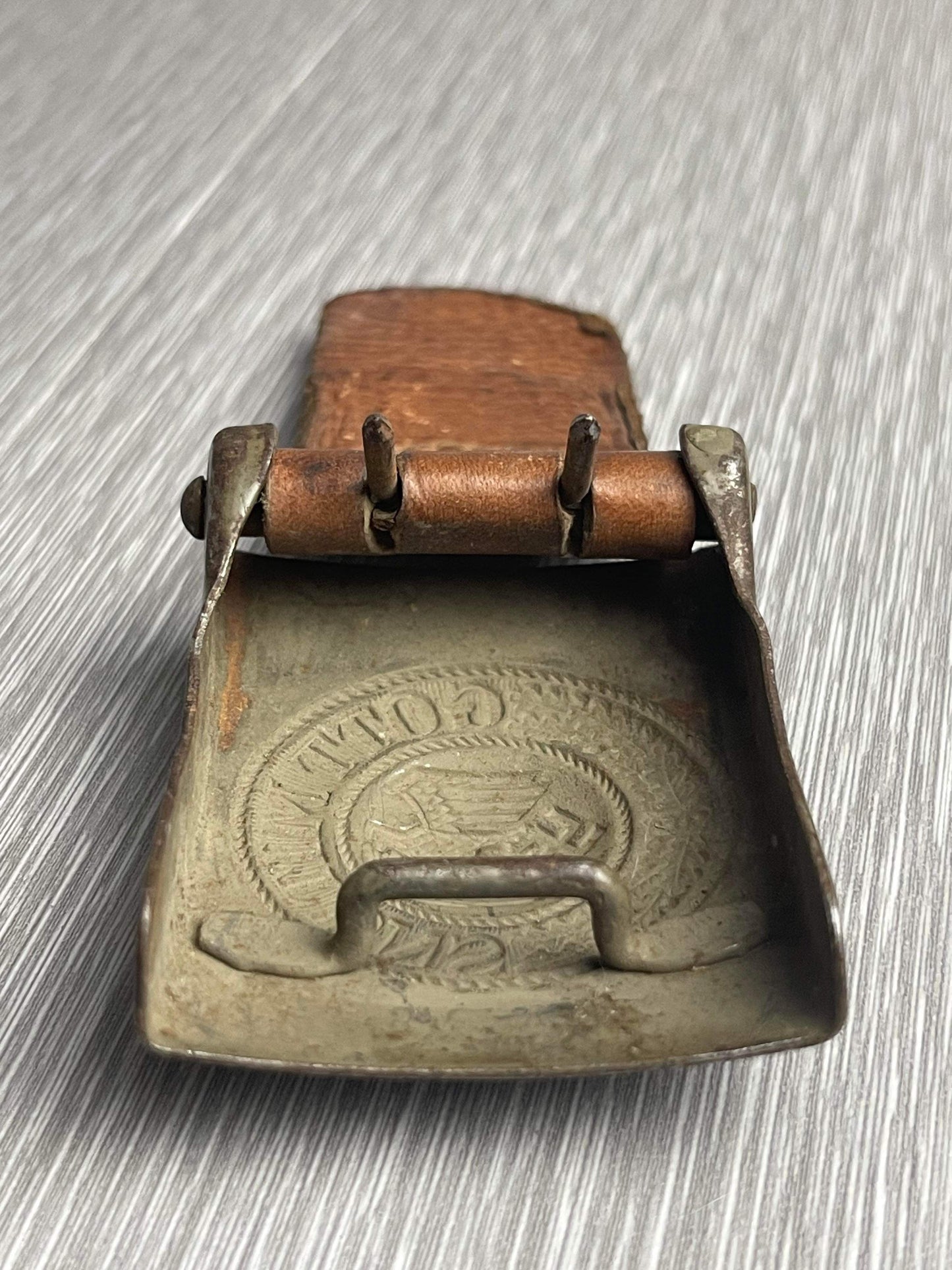 GERMAN WW2 HEER PAINTED STEEL BELT BUCKLE BY GEBBRÜDER SCHNEIDER, WIEN 1940