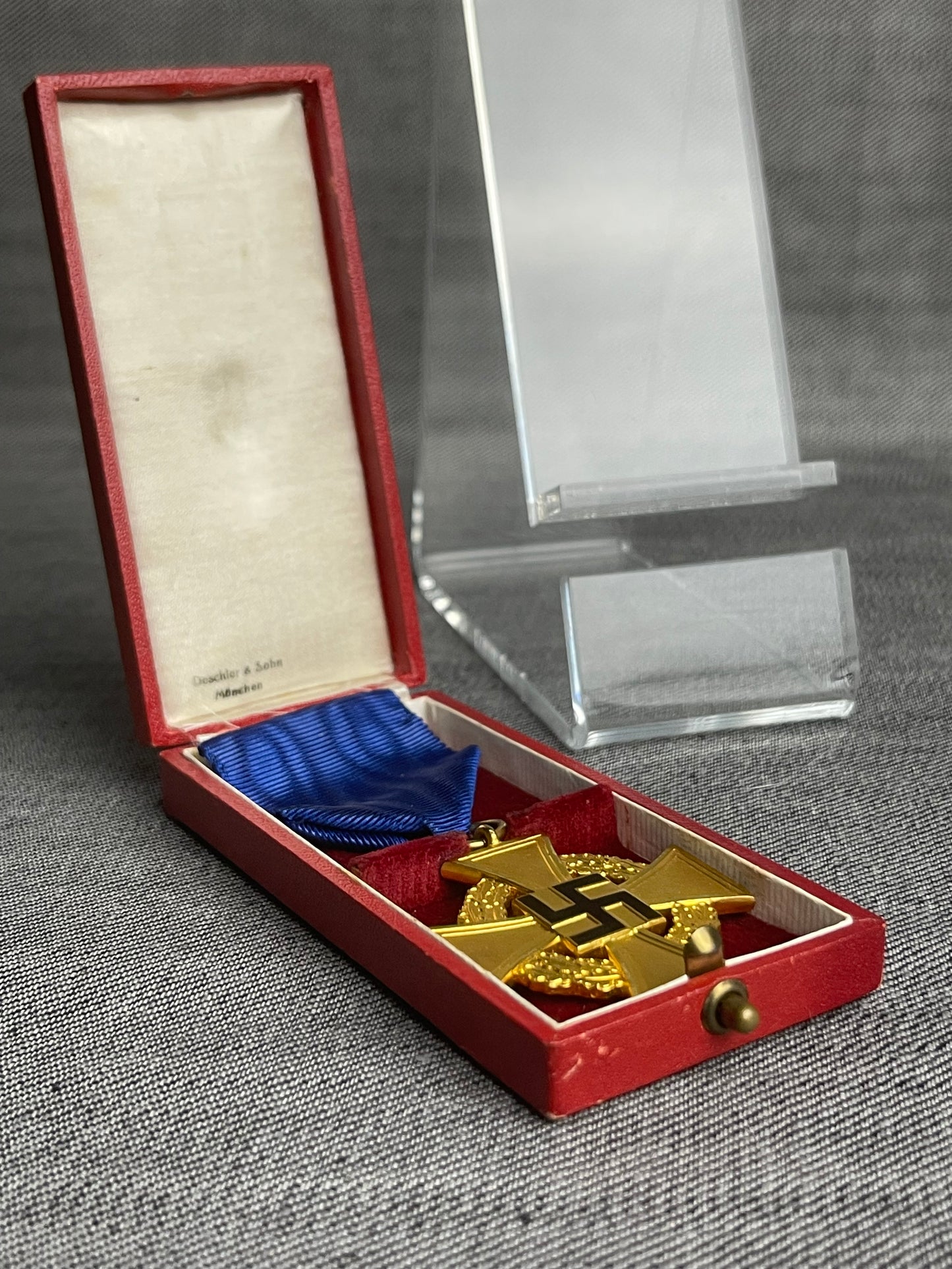 GERMAN WW2 NADAP 40 - YEAR FAITHFUL MEDAL W/ ISSUE CASE BY DESCHLER