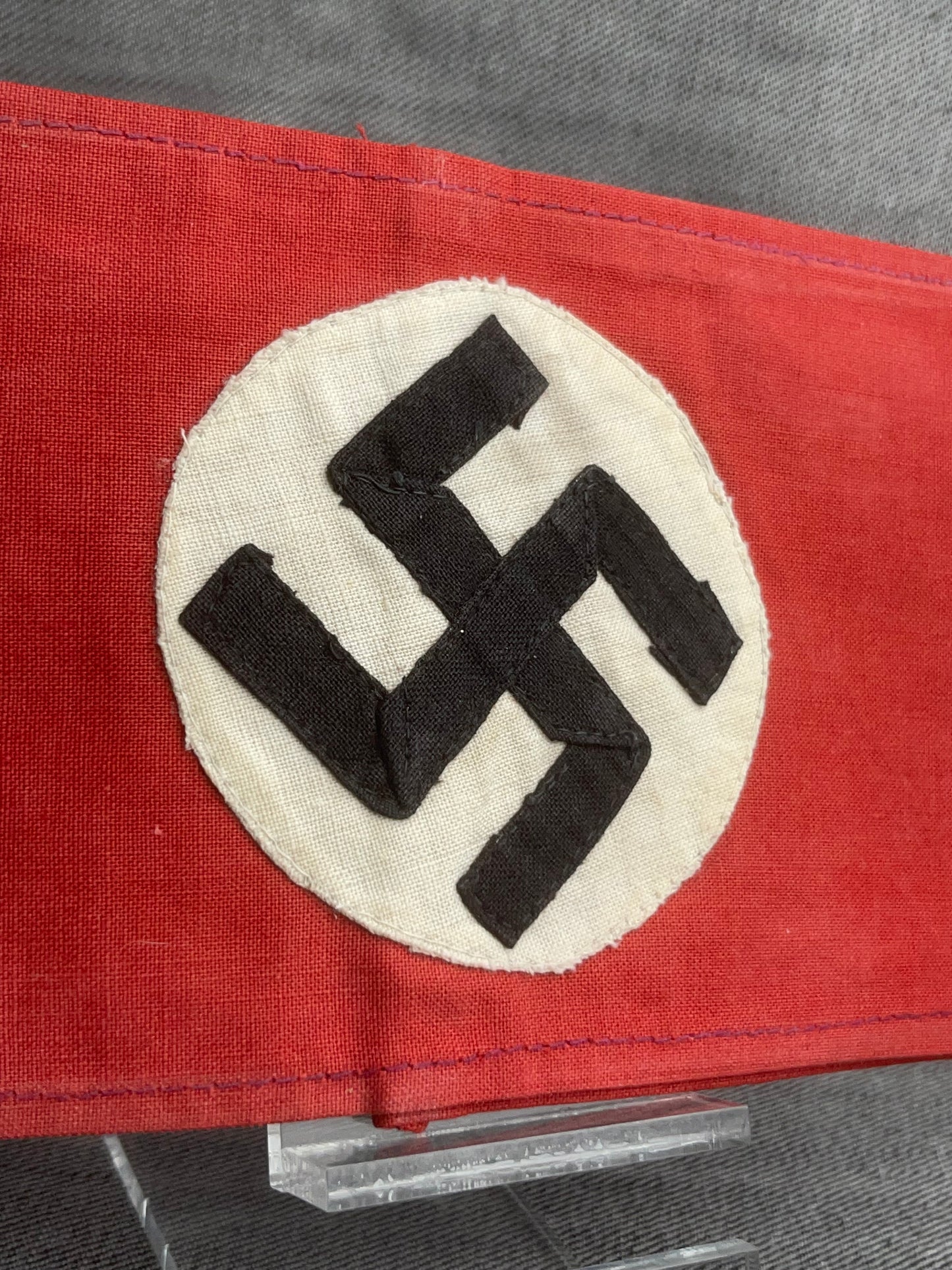 GERMAN WW2 EARLY NSDAP 'NATIONALSOZIALISTISCHE DEUTSCHE ARBEITERPARTEI' MULTI-PIECE COTTON ARMBAND BEAUTY!