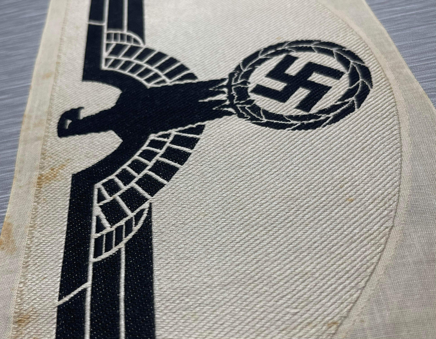 GERMAN WW2 HEER FIRST PATTERN LARGE SPORTS SHIRT BREAST EAGLE