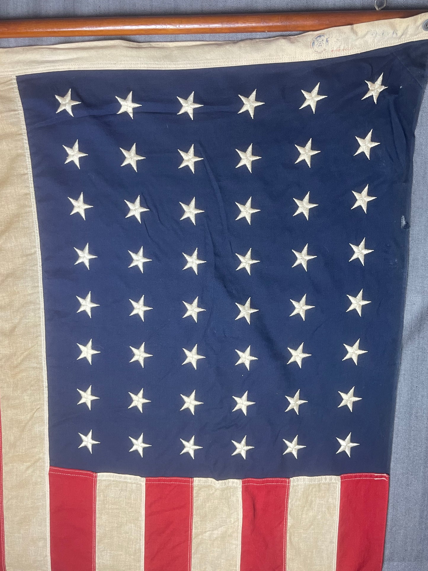 UNITED STATES WW2 EMBROIDERED 48 STAR FLAG W/ORIGINAL FLAG POLE BY BULLDOG BUNTING 4’ x 6’ EXTREMELY RARE EXAMPLE