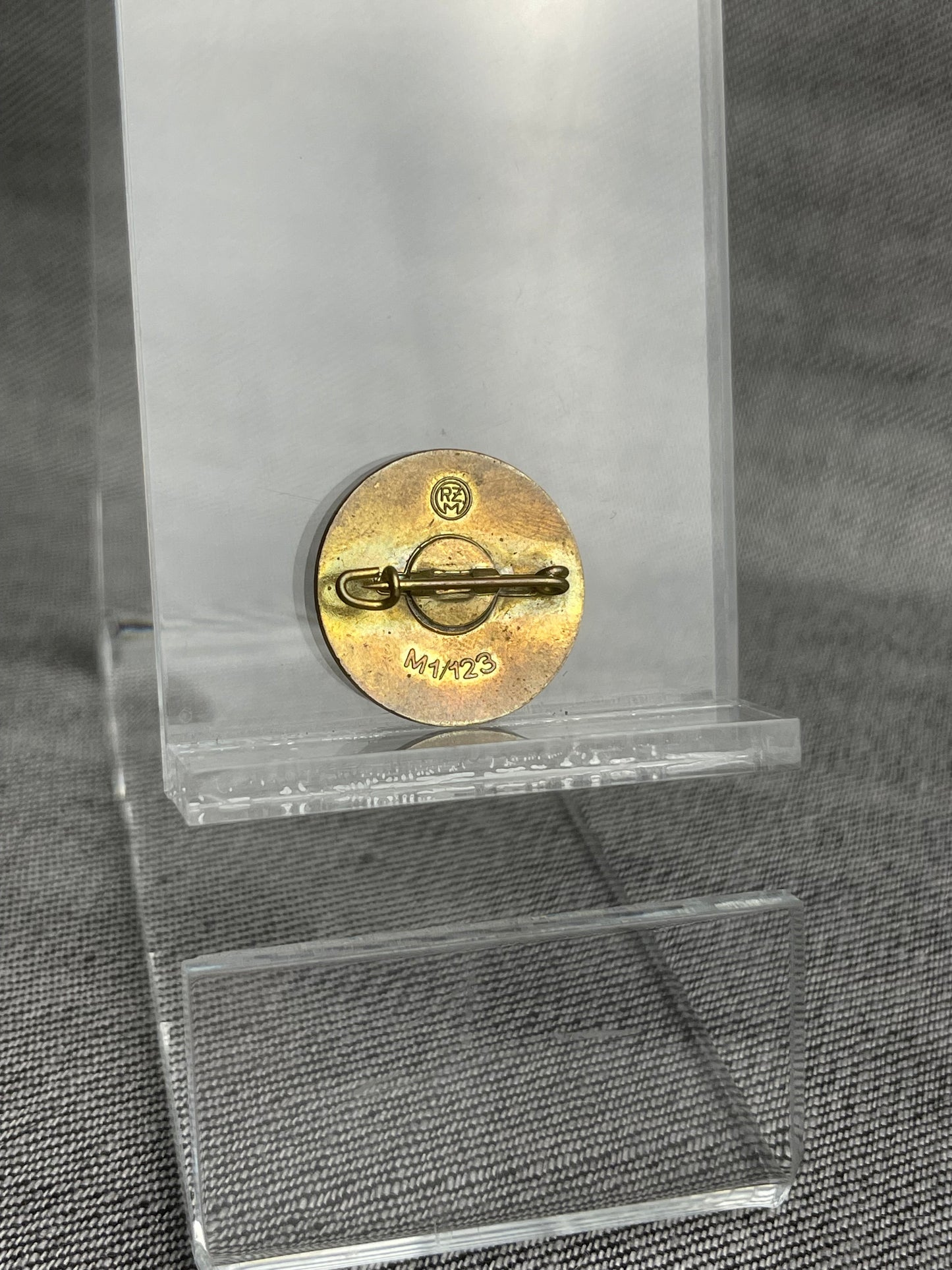 GERMAN WW2 NATIONAL SOCIALIST ASSOCIATION OF STUDENTS MEMBERSHIP BADGE