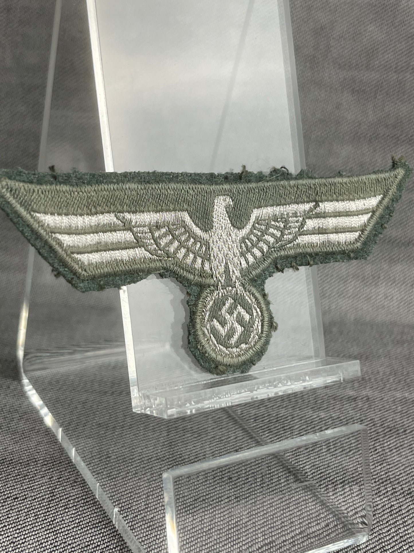GERMAN WW2 HEER M33 FLATWIRE BREAST EAGLE