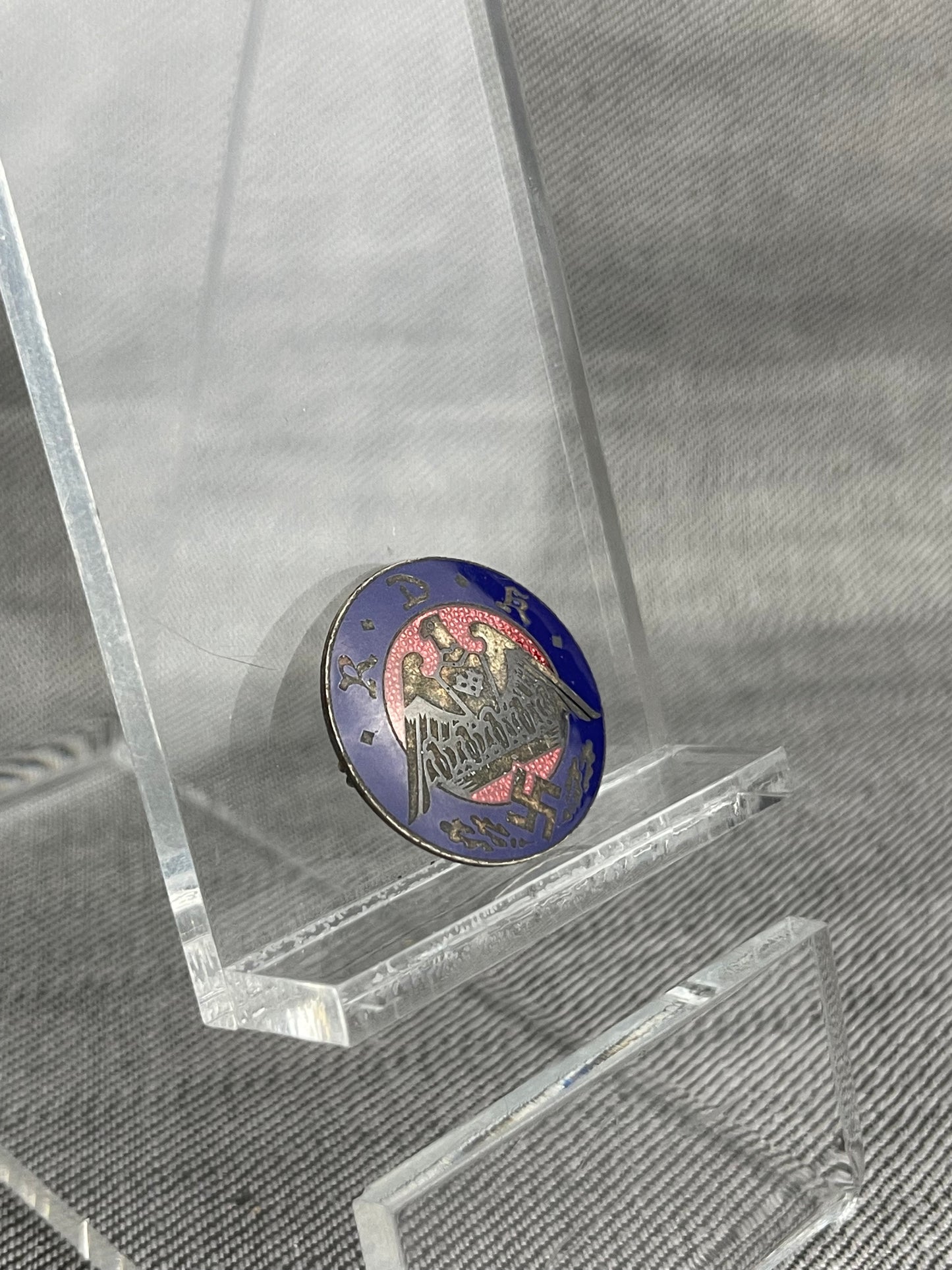 GERMAN WW2 RDK REICHSBUND DER KINDERREICHEN MEMBERSHIP BADGE ‘UNION OF LARGE FAMILIES’