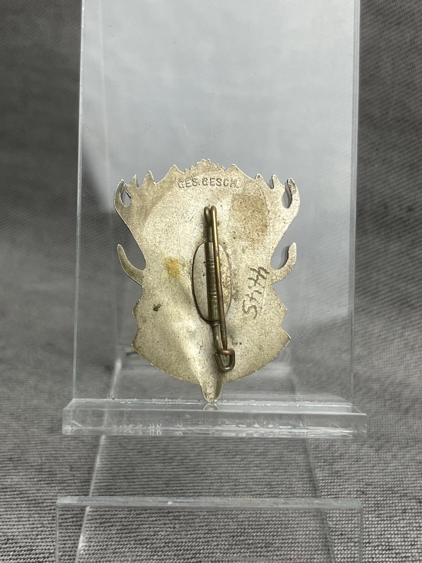 GERMAN WW2 DEUTSCHE JAGËRSCHAFT ‘DJ’ BADGE NAMED & GES.GESCH MARKED RARE