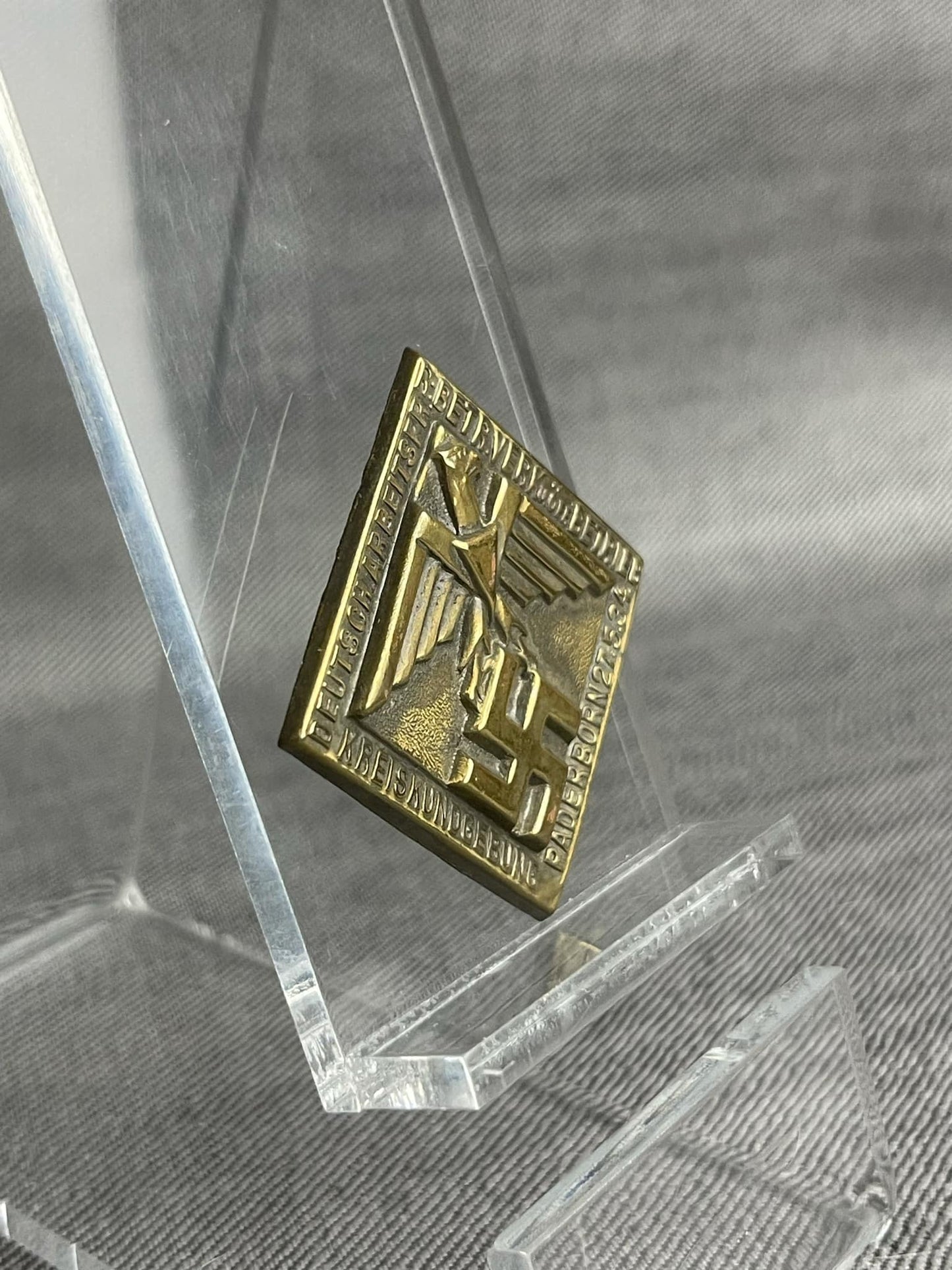 GERMAN WW2 1934 DEUTSCHE ARBEITSFRONT PADERBORN DISTRICT RALLY BADGE