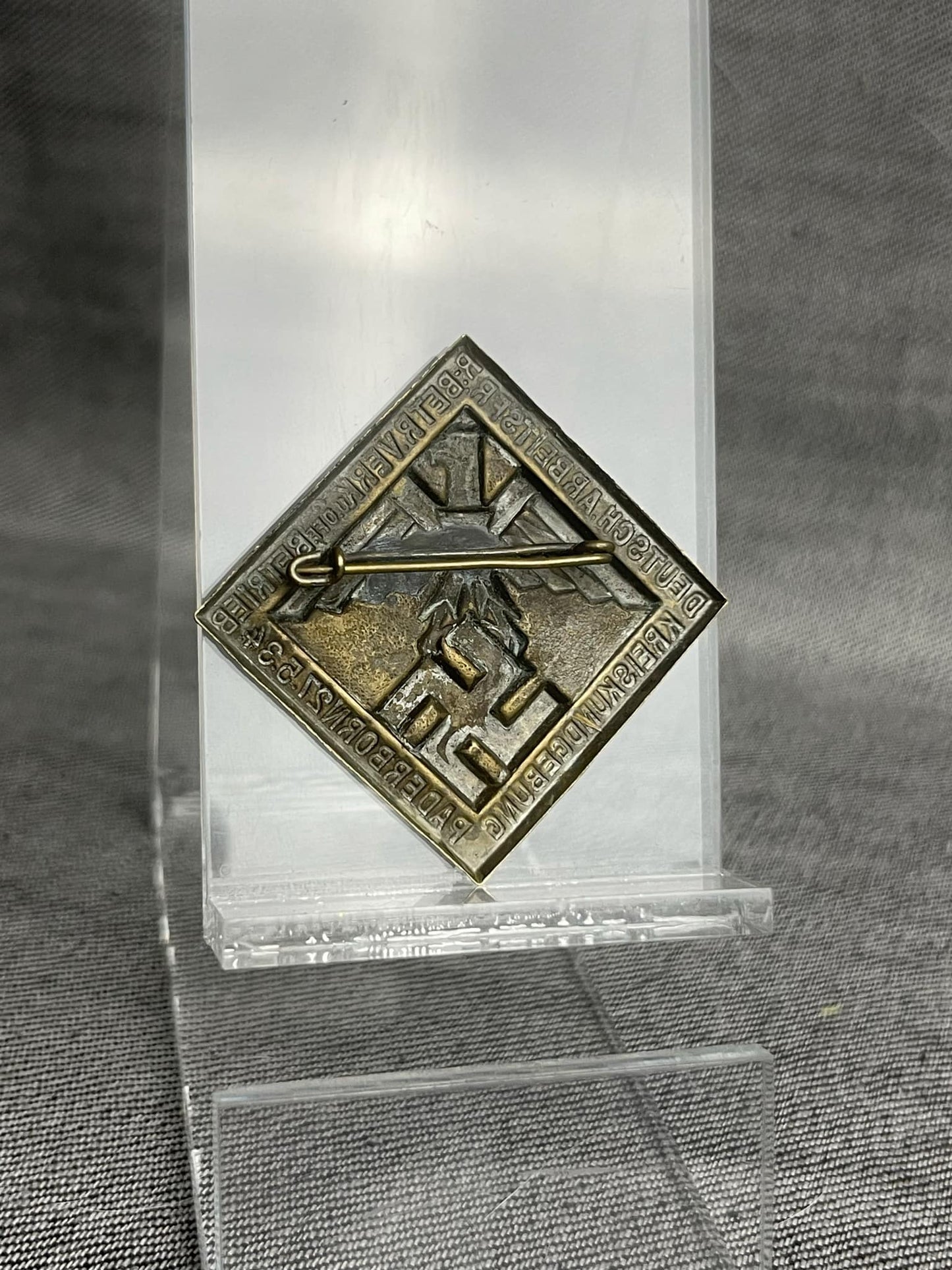 GERMAN WW2 1934 DEUTSCHE ARBEITSFRONT PADERBORN DISTRICT RALLY BADGE