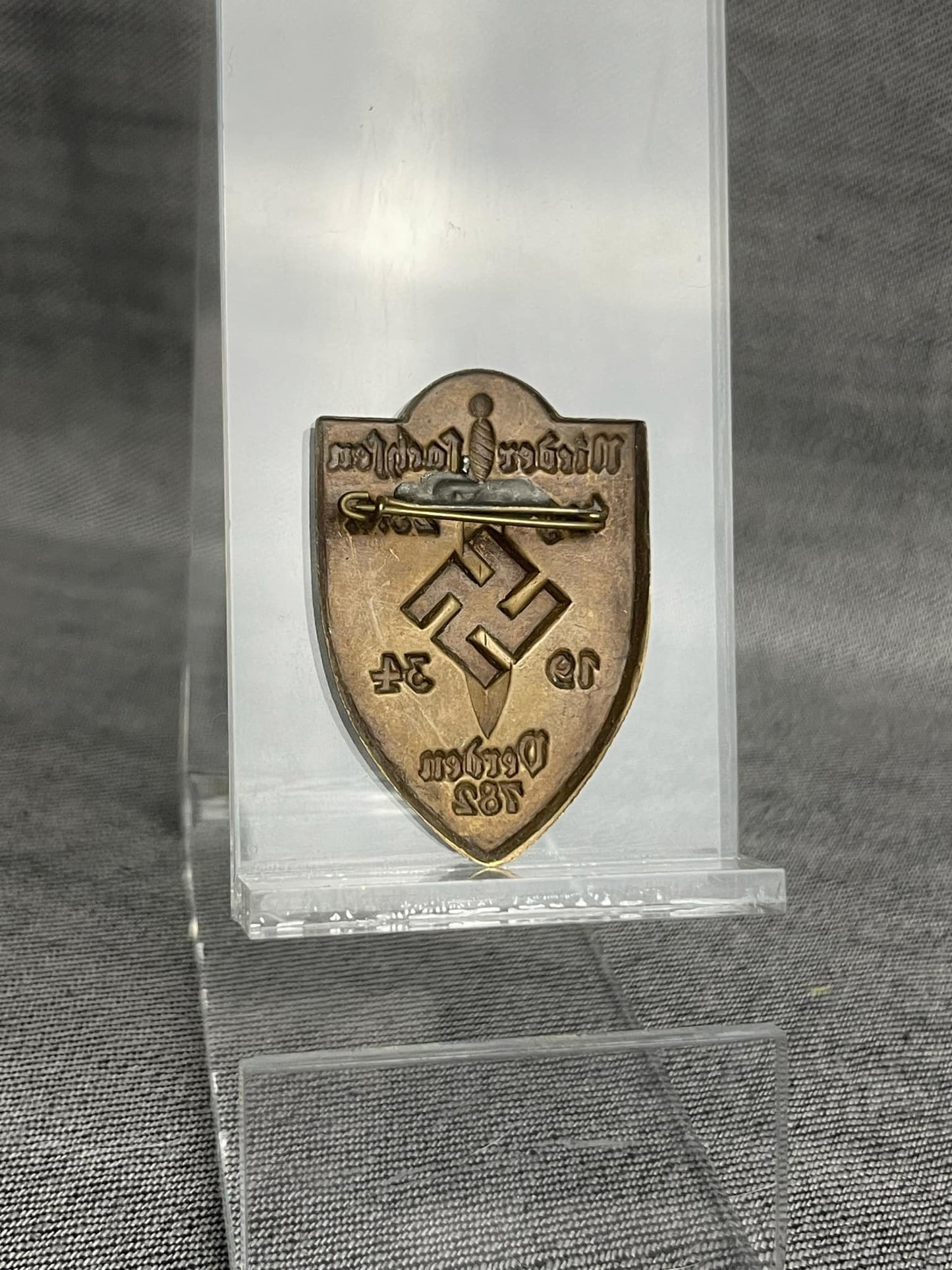 GERMAN WW2 1934 NIEDER SACHSEN VERDEN TINNIE BADGE