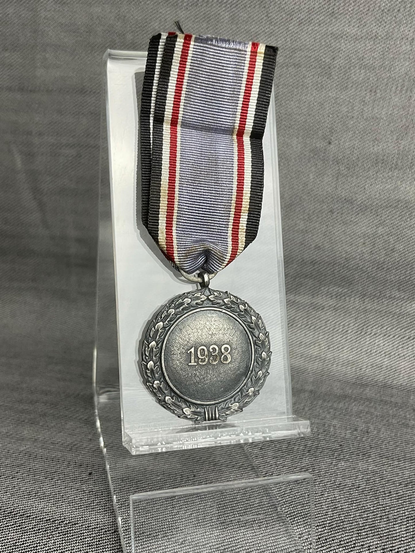 GERMAN WW2 REICHSLUFTSCHUTZBUND MEDAL SECOND CLASS W/ RIBBON