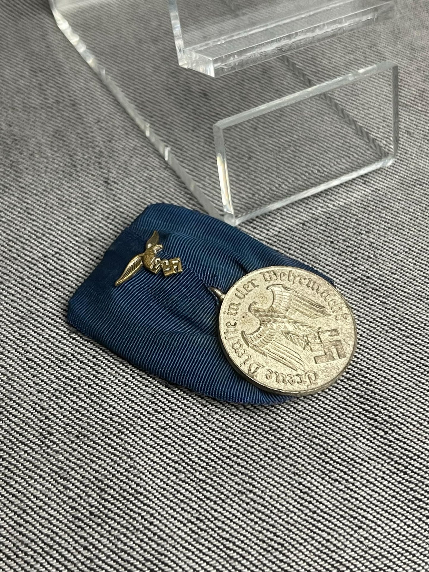 GERMAN WW2 LUFTWAFFE 4 YEAR FAITHFUL SERVICE MEDAL PARADE MOUNTED TYPE