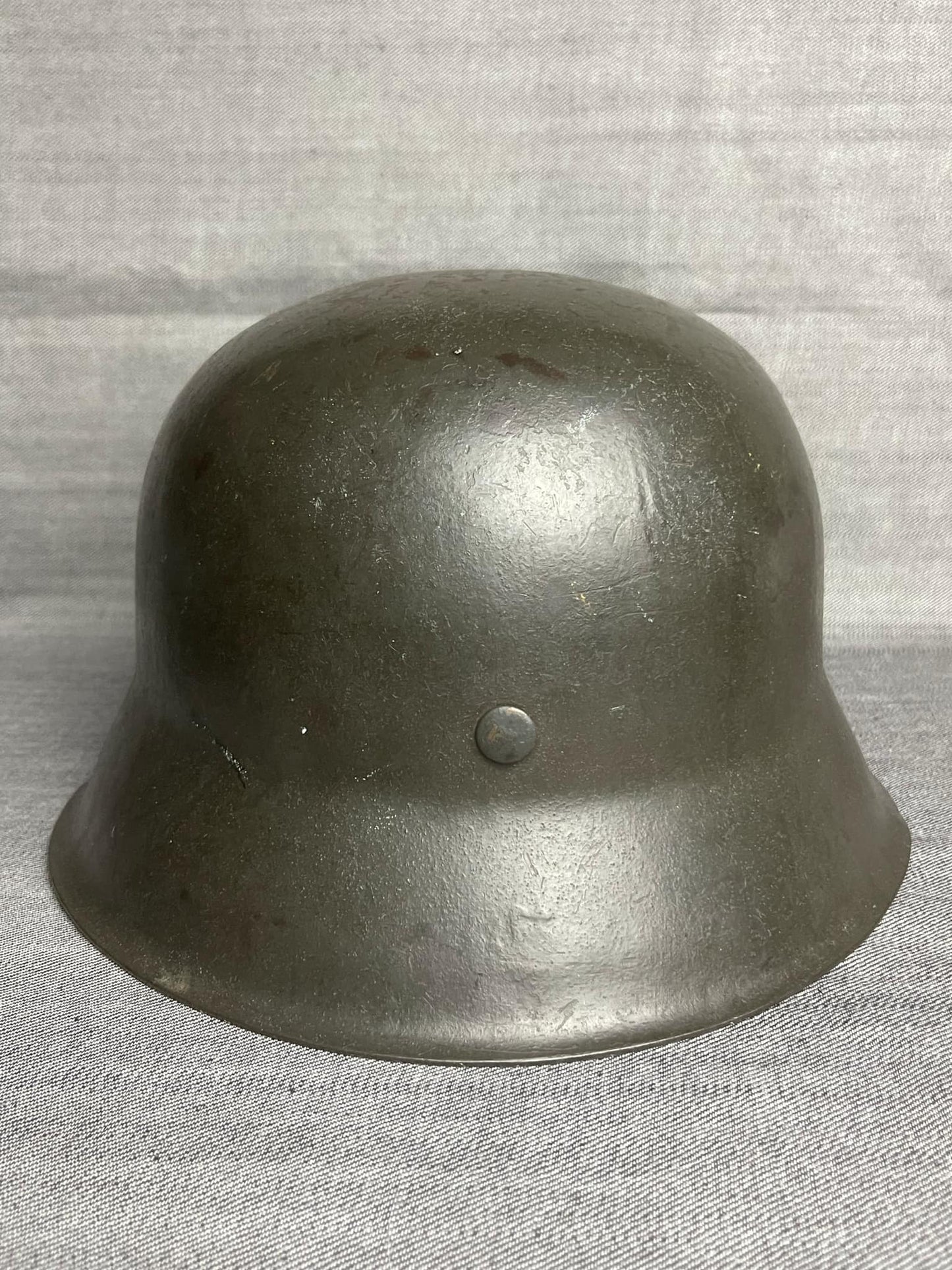 GERMAN WW2 HEER M42 SINGLE DECAL HELMET E.T. 68 W/ CHINSTRAP STUNNER!