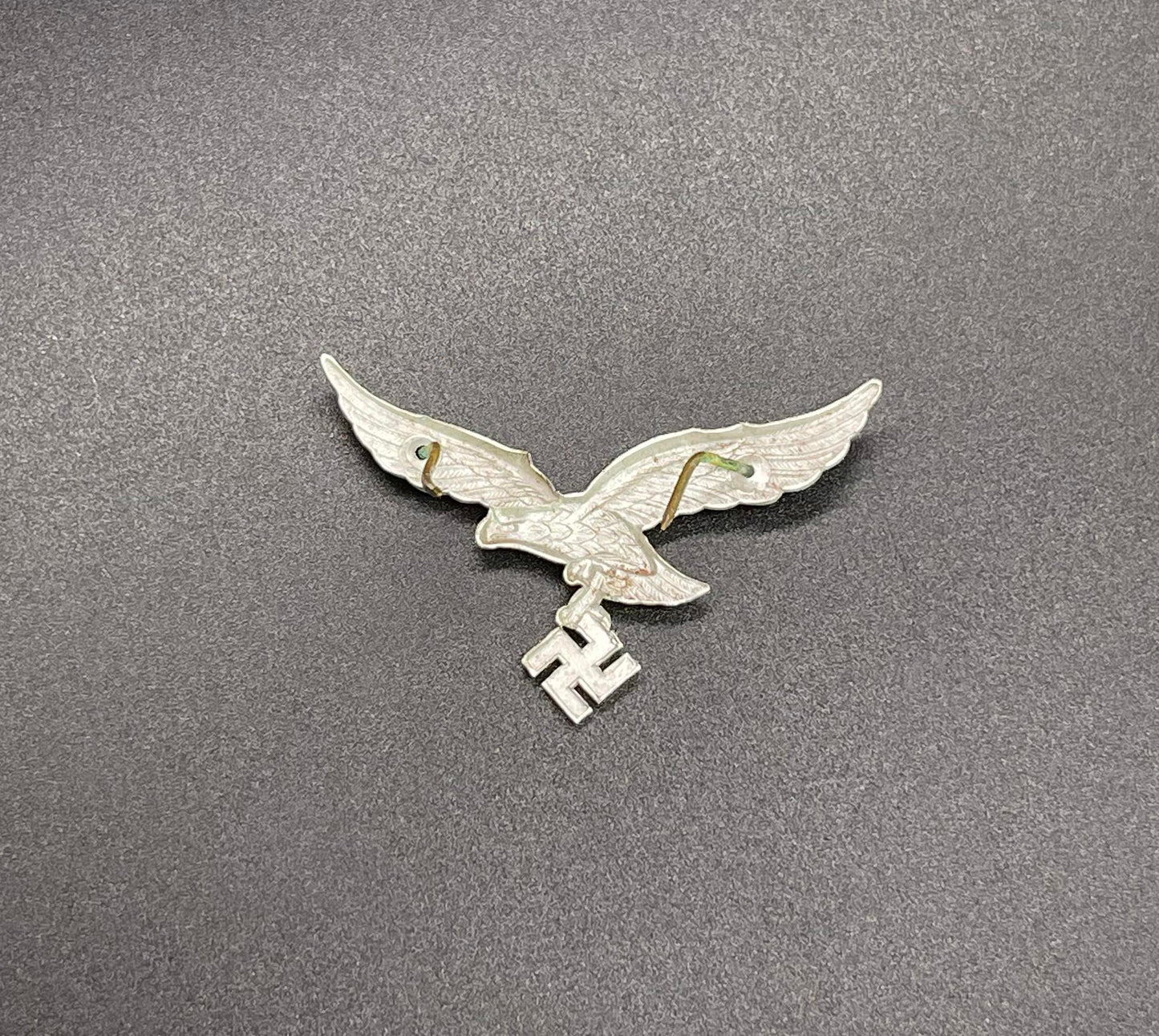 GERMAN WW2 LUFTWAFFE OFFICER SECOND PATTERN VISOR EAGLE