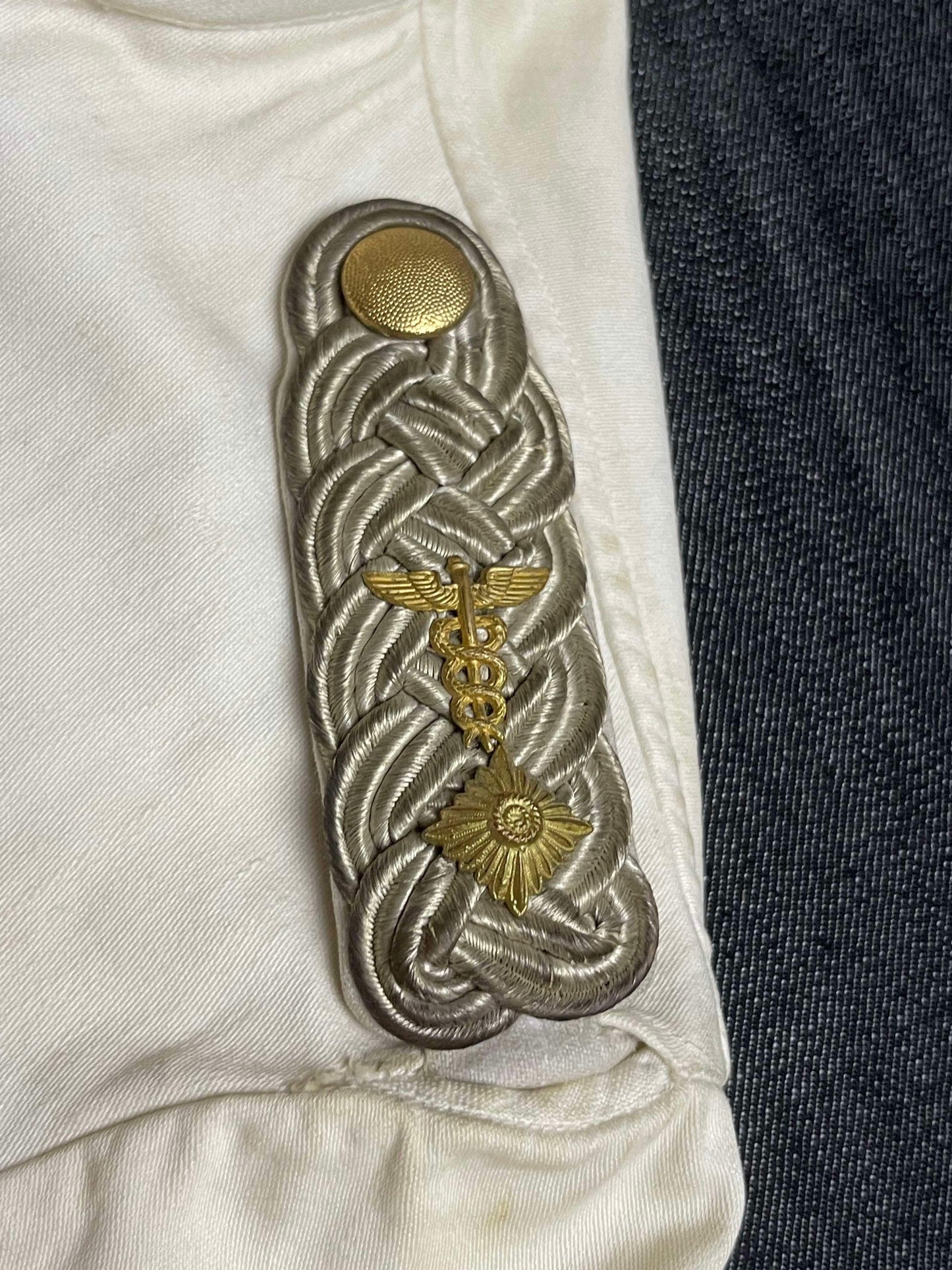 GERMAN WW2 KRIEGSMARINE NORTH SEA FLEET FREGATTENKAPITAN TUNIC - NAMED