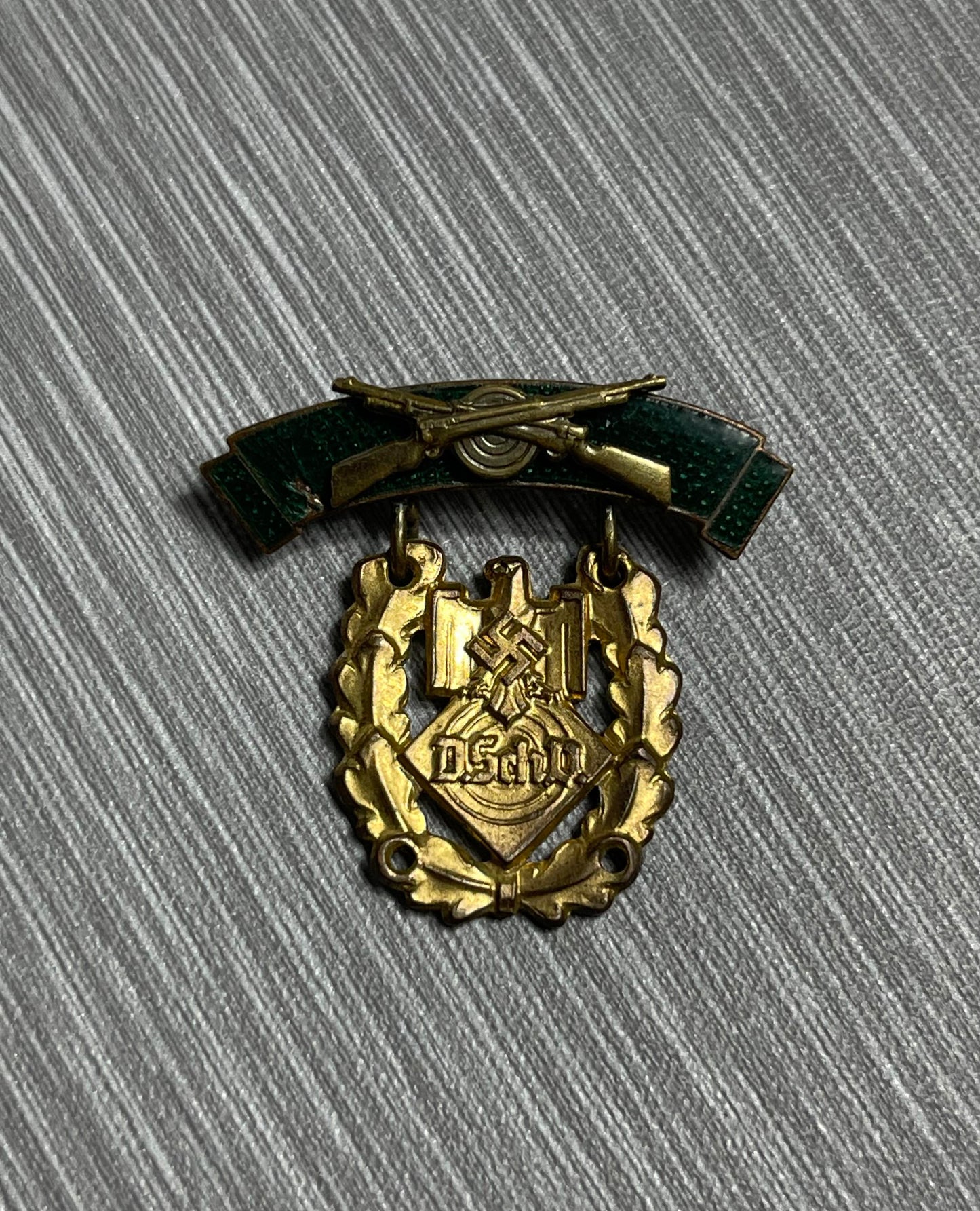 GERMAN WW2 DEUTSCHER SCHUTZENVERBAND (DSCHV) MEDAL IN GOLD
