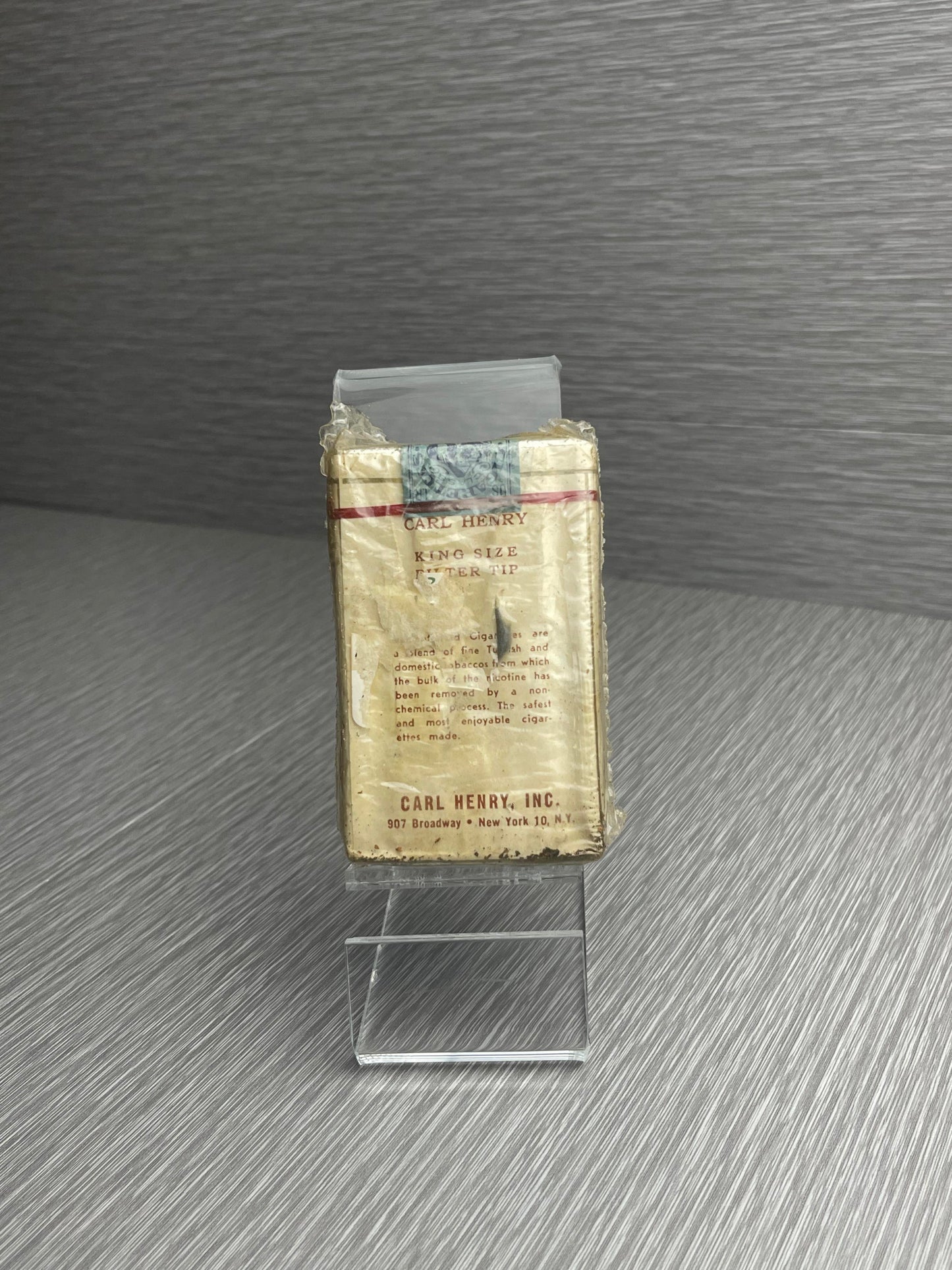 CARL HENRY MID 20TH CENTURY UNOPENED & SEALED PACK OF 20 CIGARETTES
