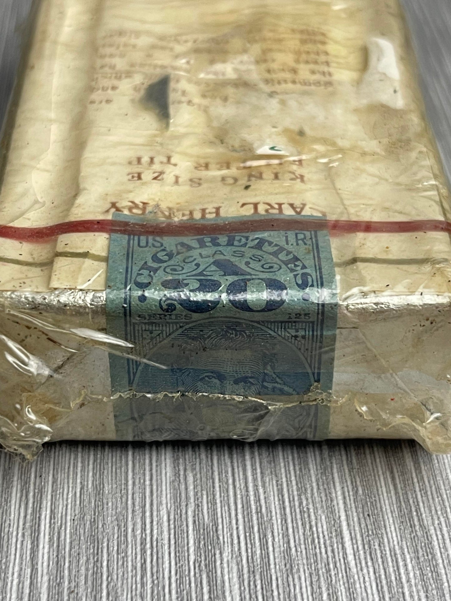 CARL HENRY MID 20TH CENTURY UNOPENED & SEALED PACK OF 20 CIGARETTES