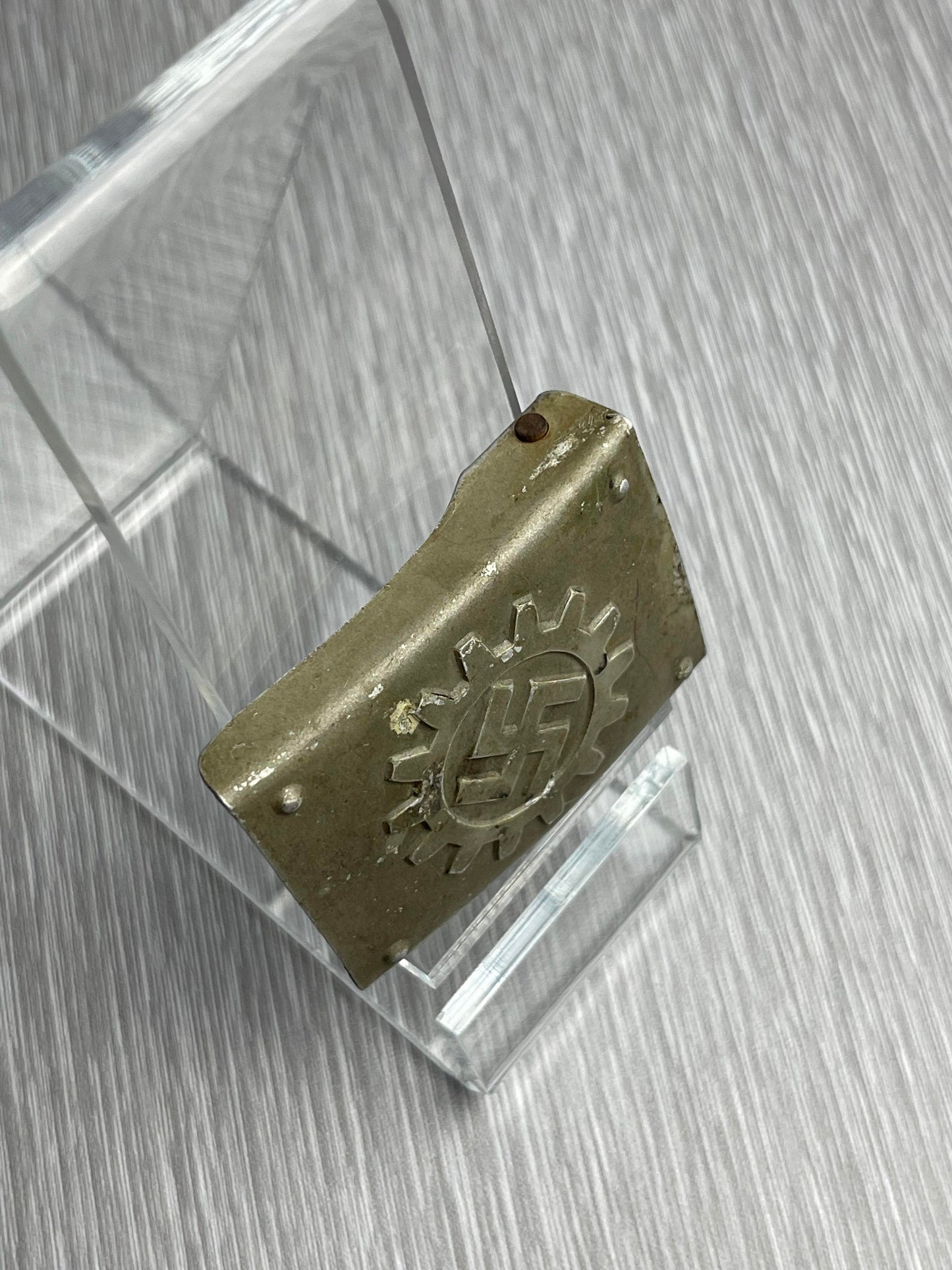 GERMAN WW2 DAF 'DEUTSCHE ARBEITSFRONT' FIELD GREEN PAINTED BUCKLE RZM M4/45