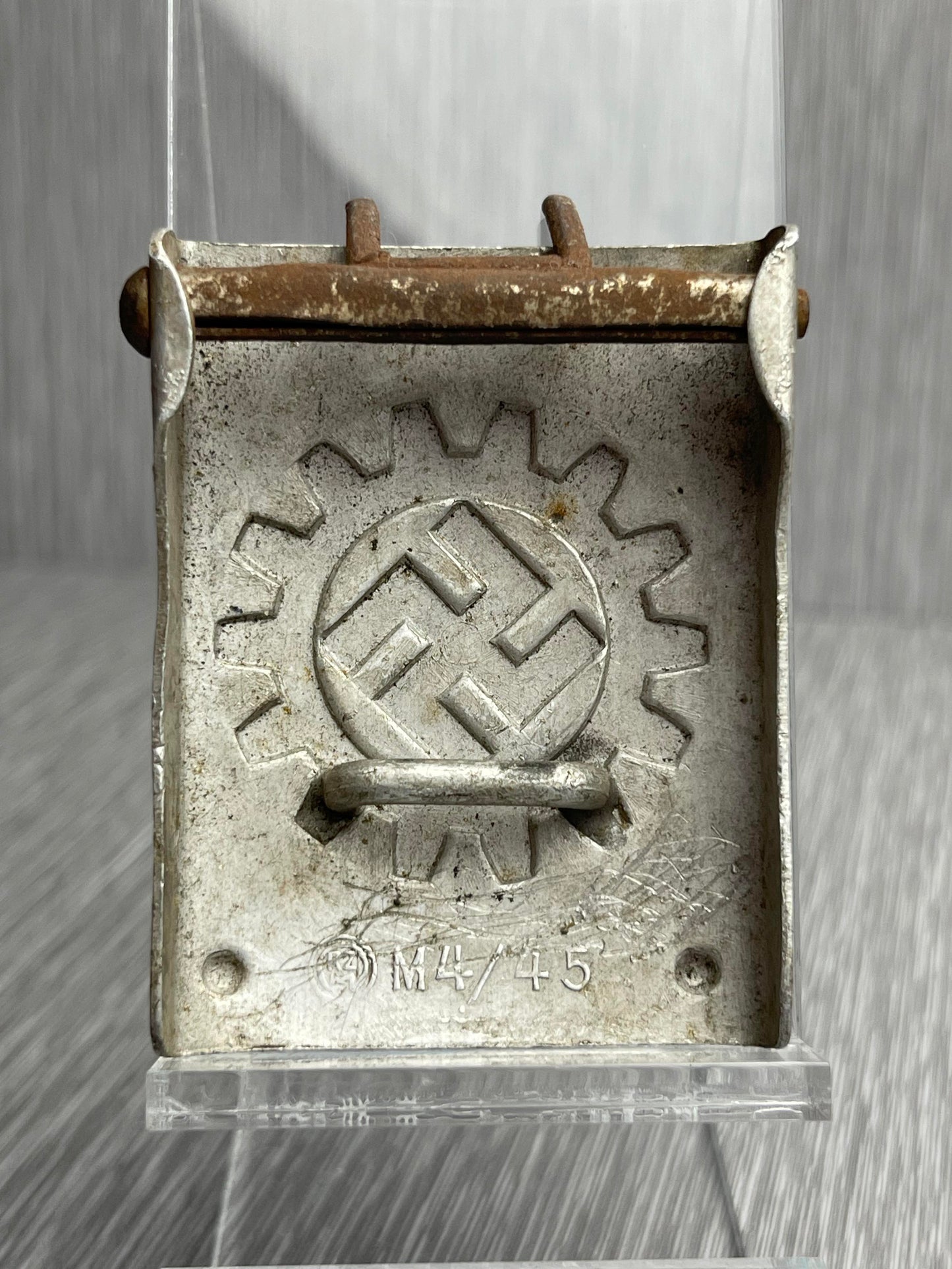 GERMAN WW2 DAF 'DEUTSCHE ARBEITSFRONT' FIELD GREEN PAINTED BUCKLE RZM M4/45