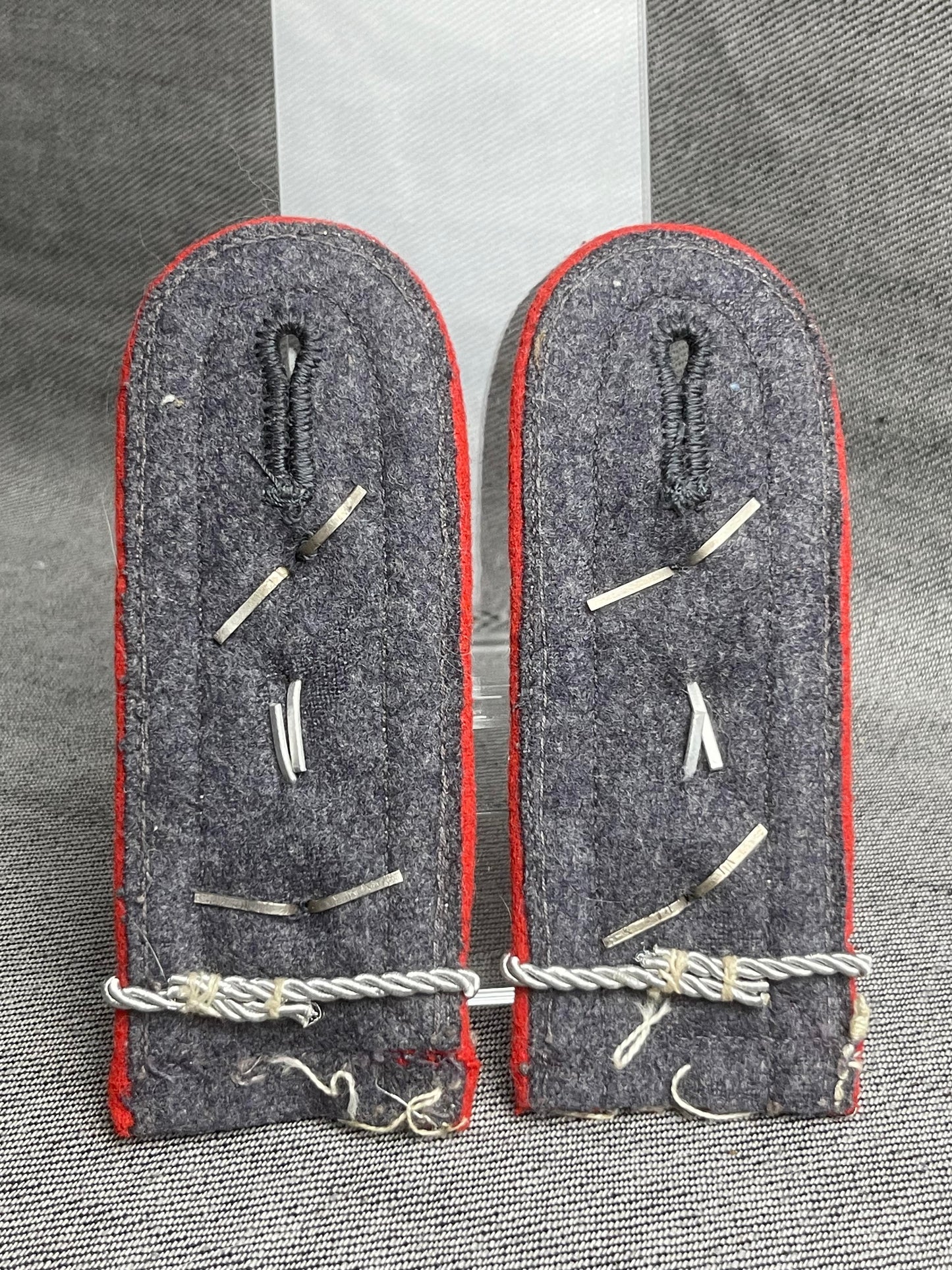 GERMAN WW2 OBERFAHNRICH FLAKARTILLERIESCHULE MATCHING SHOULDER STRAPS