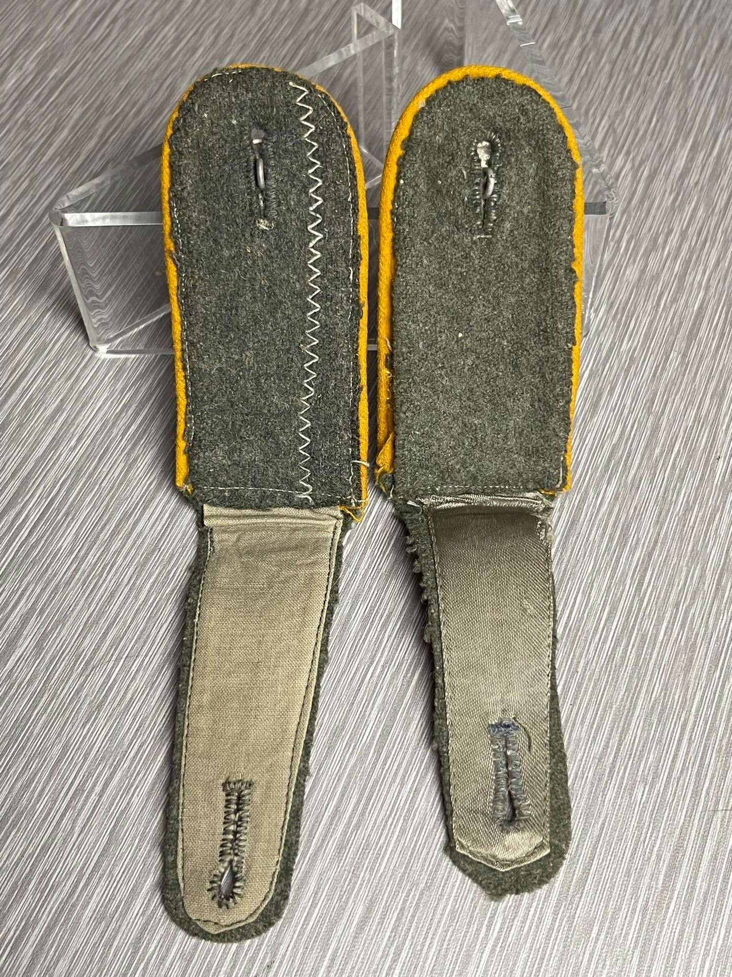 GERMAN WW2 HEER EM CAVALRY SHOULDER STRAPS