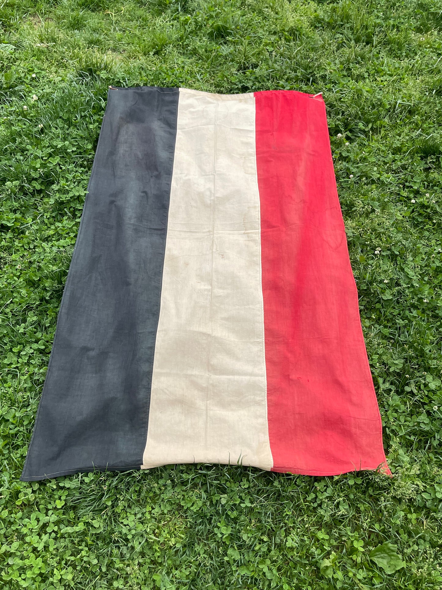 GERMAN WW2 NATIONAL TRI-COLOR FLAG WITH ORIGINAL ROPE 44" X 78"