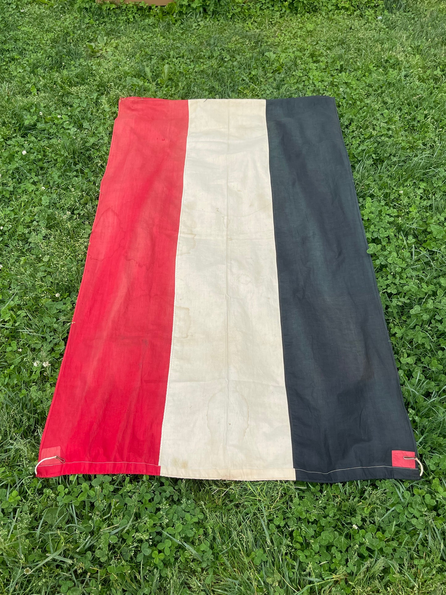 GERMAN WW2 NATIONAL TRI-COLOR FLAG WITH ORIGINAL ROPE 44" X 78"