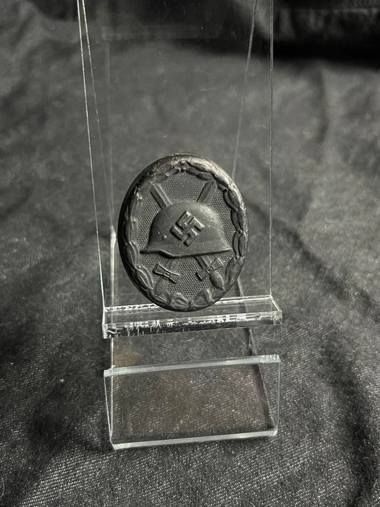 GERMAN WW2 VERWUNDETENABZEICHEN IM SCHWARZ