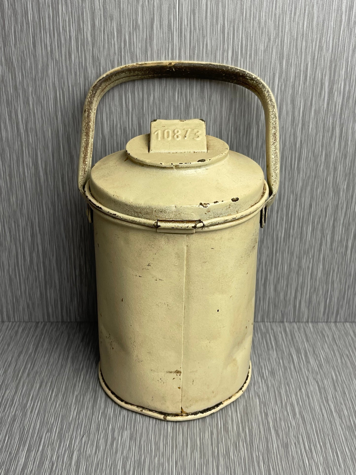 GERMAN WW2 DEUTSCHES ROTES KREUZ DONATION TIN WESCO