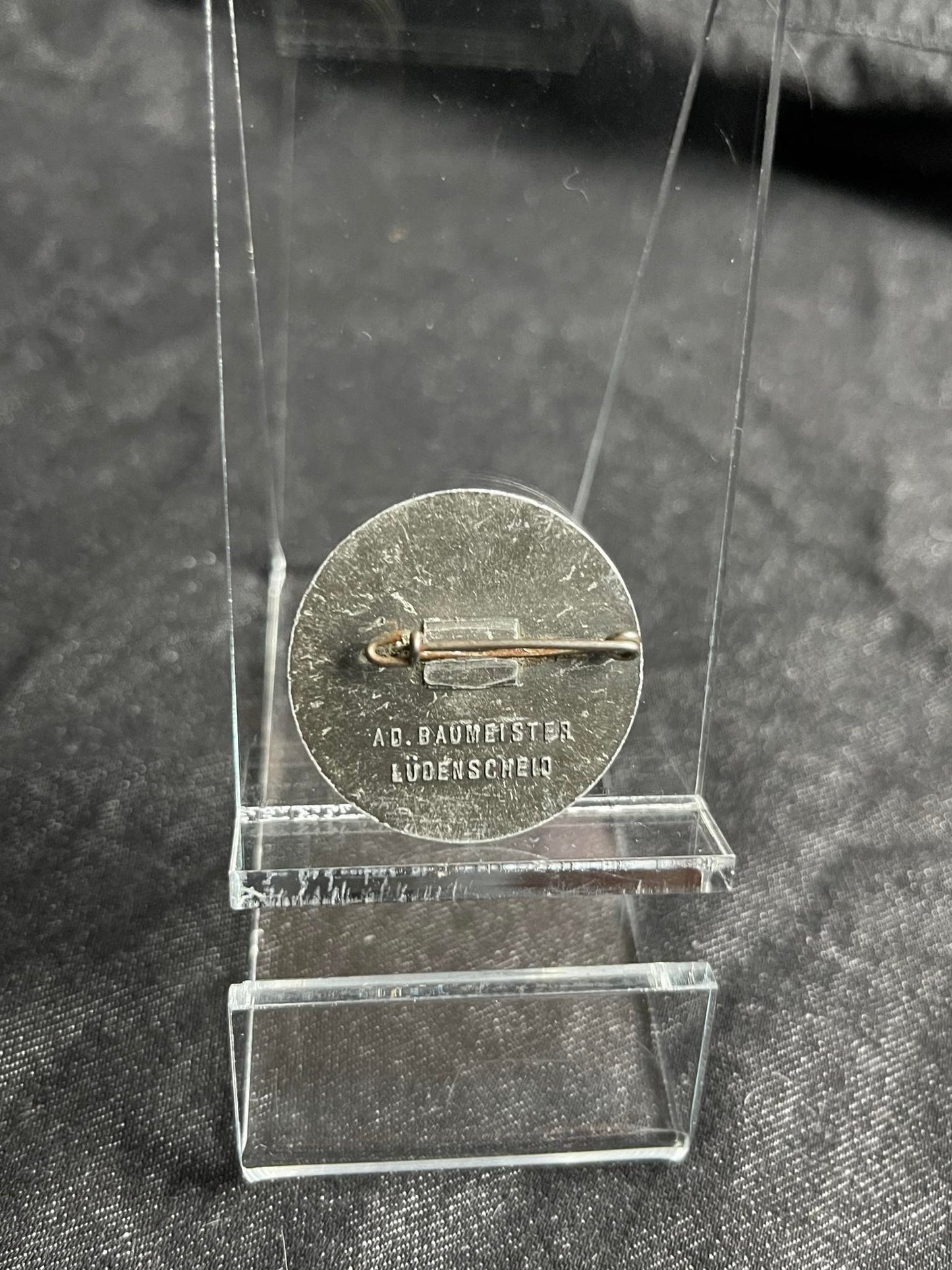 GERMAN WW2 'TAG DER ARBEIT 1936' TINNIE BY AD. BAUMEISTER