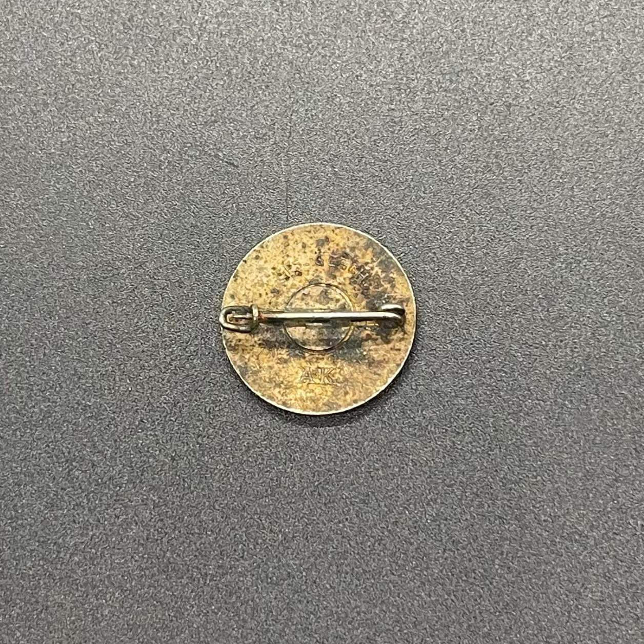 GERMAN WW2 RDK REICHSBUND DER KINDERREICHEN MEMBERSHIP BADGE ‘UNION OF LARGE FAMILIES’