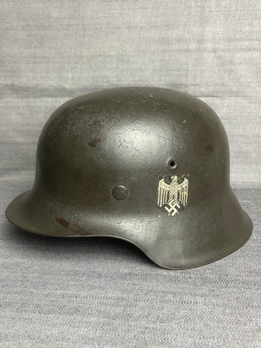 GERMAN WW2 HEER M42 SINGLE DECAL HELMET E.T. 68 W/ CHINSTRAP STUNNER!